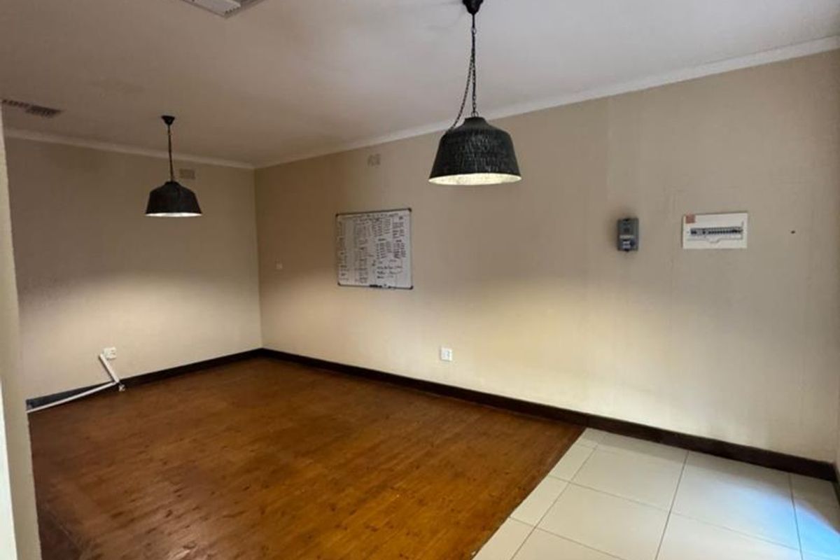 Prime Office Space | Excellent Visibility & Accessibility - Photo 5