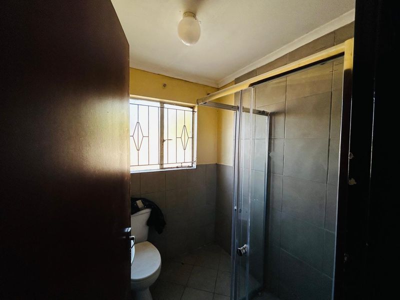 3 bed property - Photo 6
