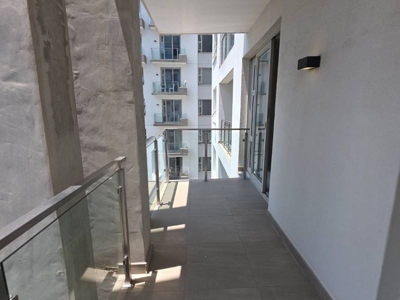 FABULOUS ULTRA MODERN 2 BED APARTMENT IN ROSEBANK - Photo 6