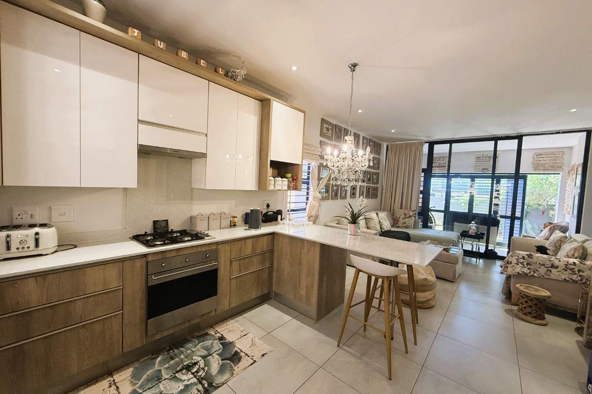 Modern Style. Family Space. Lifestyle Living in Copper Hill Estate - Photo 3