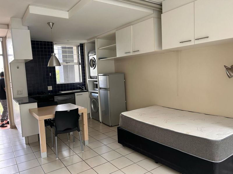 Shared Student Accommodation with Modern Amenities - Photo 3