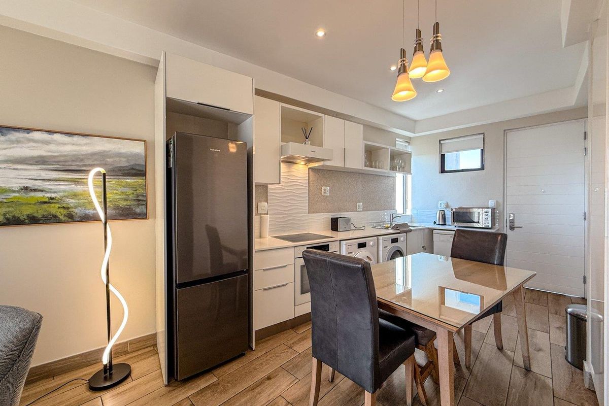 Upmarket Dual-Income Investment with Panoramic Views | Fully Furnished | Flexible Airbnb Layout | R2,495,000 incl. VAT - Photo 5