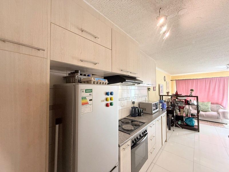 BEGINNERS INVESTMENT - Photo 2