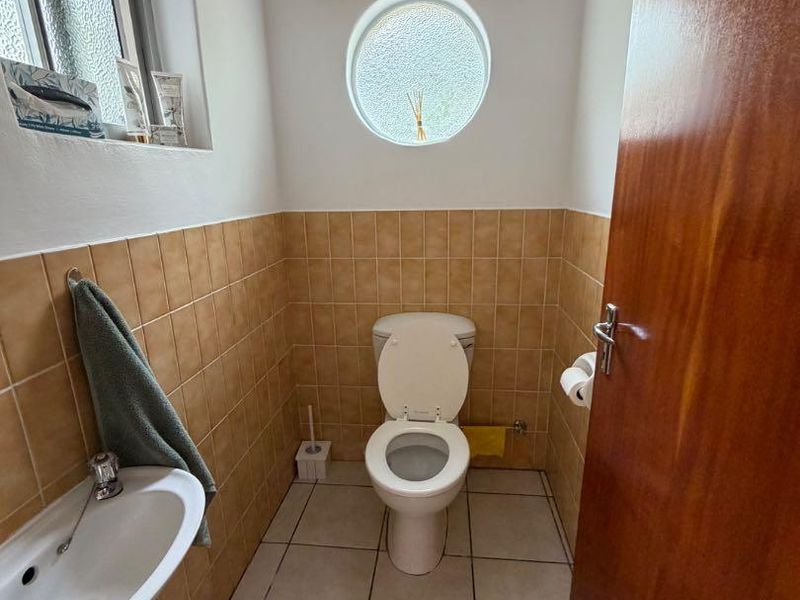 3 bedroom townhouse in Prime Location - Photo 9