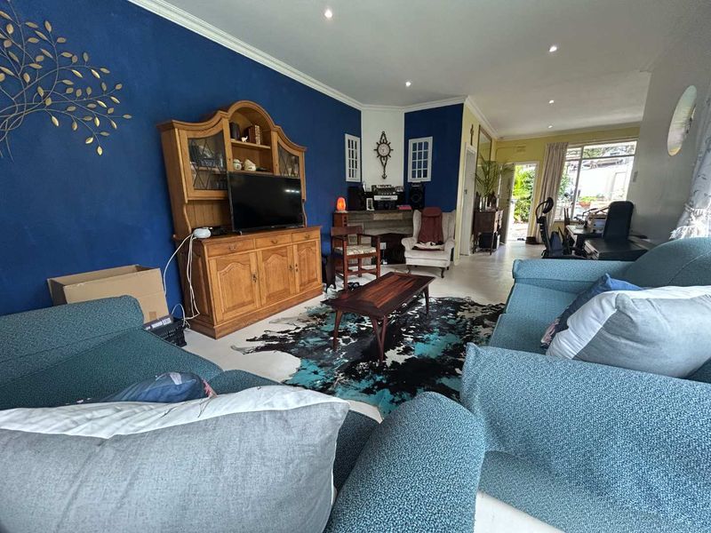 HENDRA - PRIME PROPERTY IN CENTRAL DURBAN NORTH - Photo 9