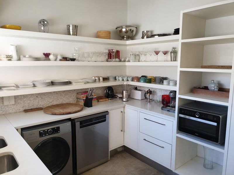 3 BEDROOM HOUSE FOR SALE IN NORWOOD - Photo 4