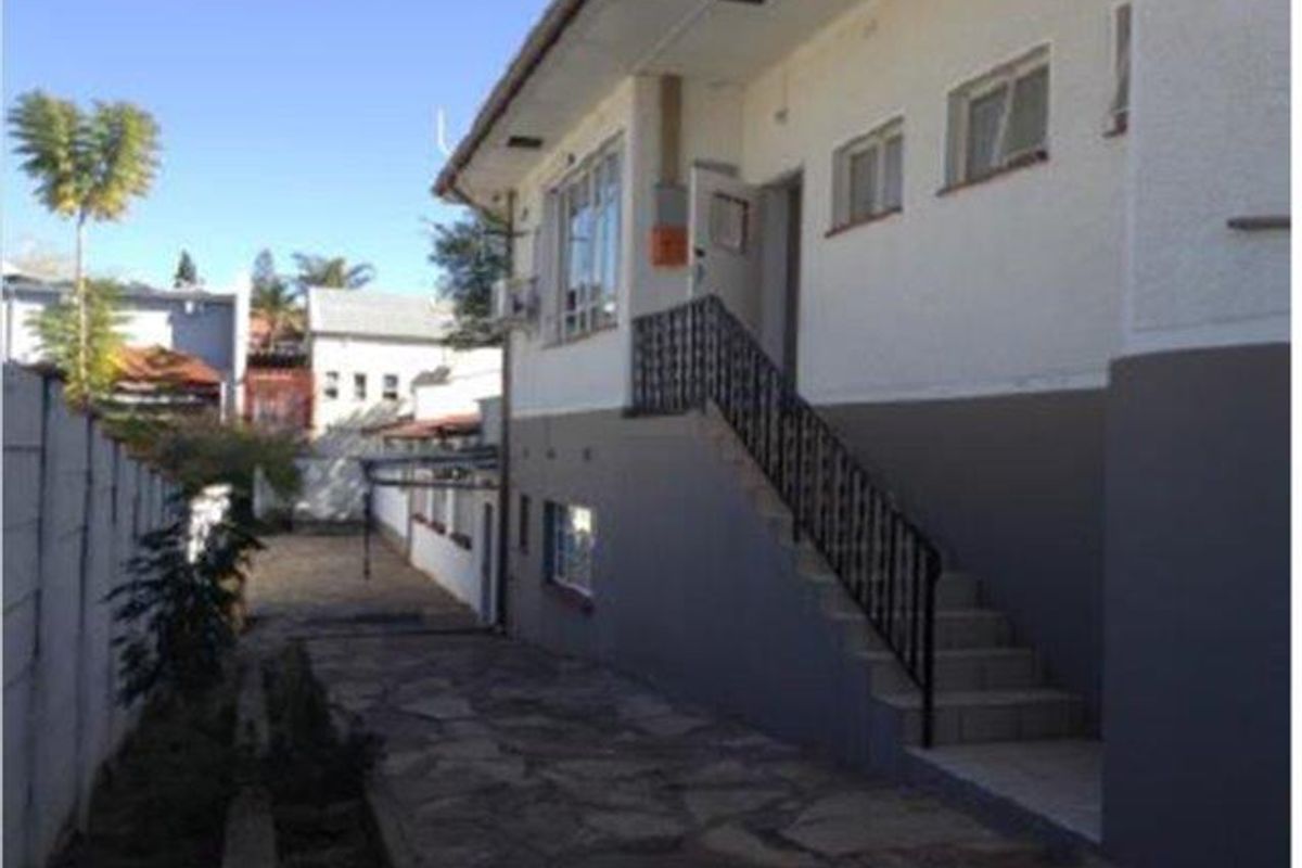 PRIME OFFICE SPACE TO LET- CBD - Photo 3