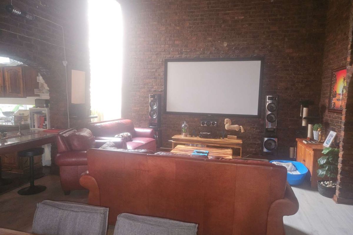 Spacious family home plus flat - Photo 5