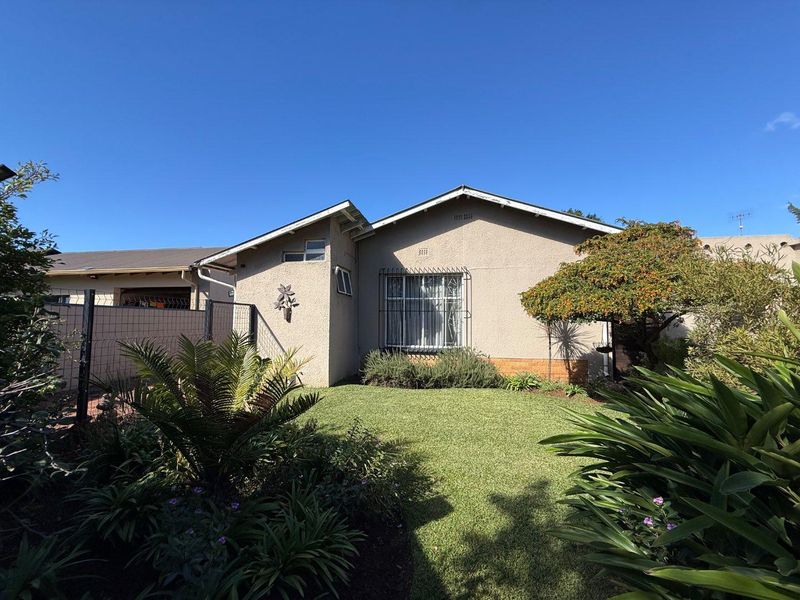 Charming 3-Bedroom Residence in Queenswood - Photo 3