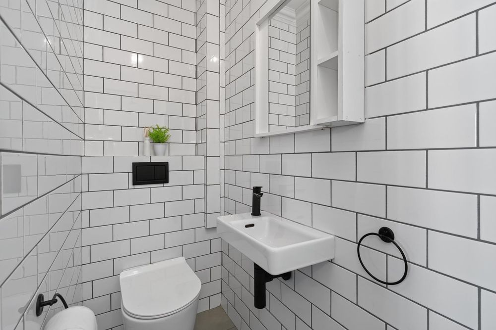Main ensuite