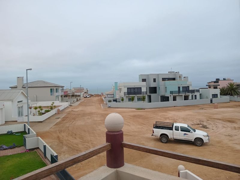 Double storey house for sale in South Dune, Henties Bay - Photo 2