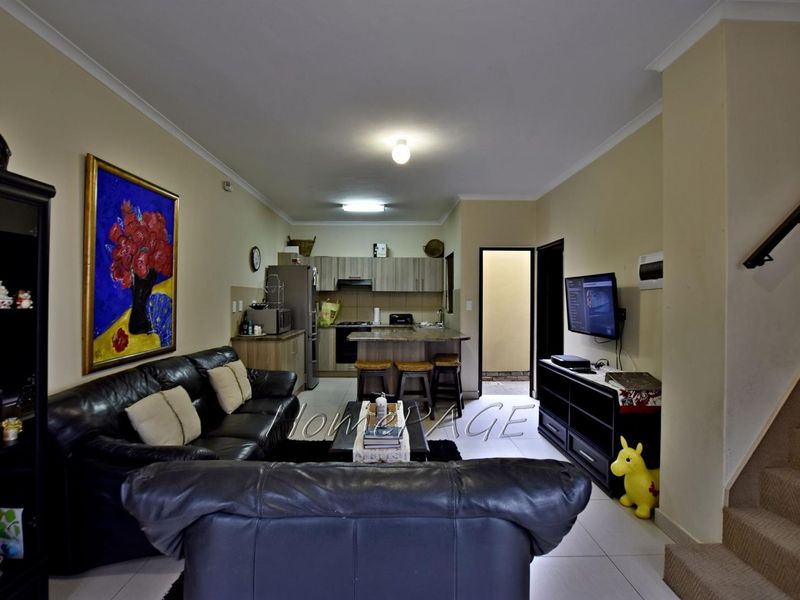 Hermes, Walvis Bay:  Very neat 3 Bedr Townhouse for sale - Photo 3