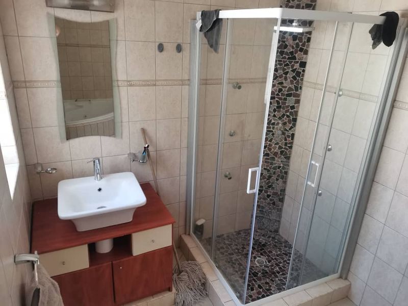 Hochland Park N$ 3 000 000.00 - Photo 10