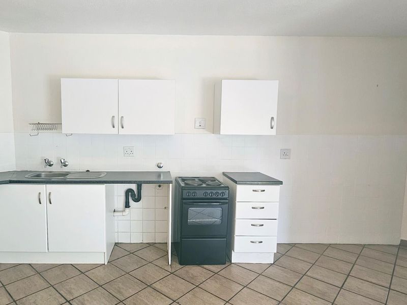 Exquisite Charm for First-Time Buyers & Investors - Photo 7