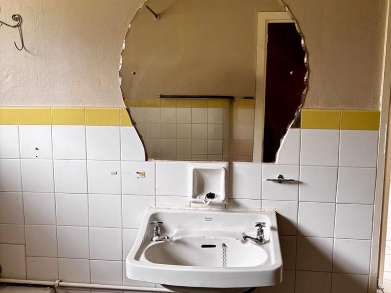 3 bedroom house for sale in Vryheid - Photo 9