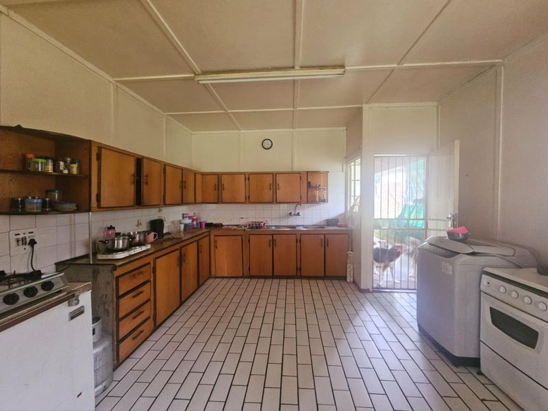 **Dual-Property Investment Opportunity with Rental Income** - Photo 6