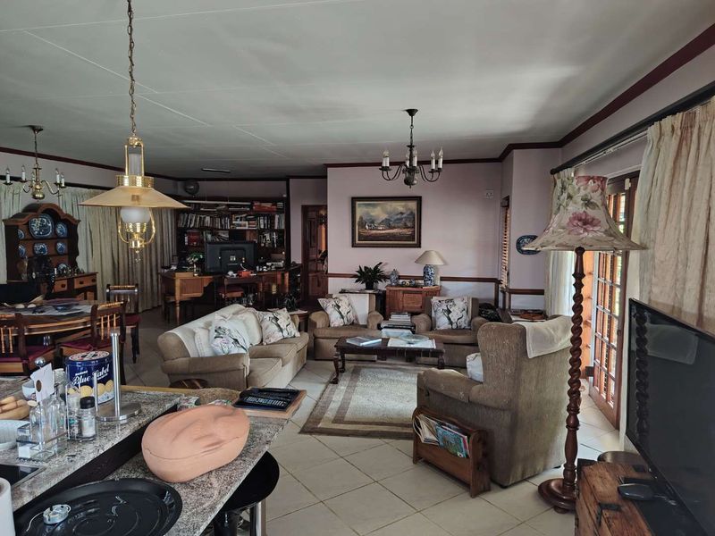 Lovely 3 Bedroom,2Bathroom house in Goedeburg,Benoni - Photo 2