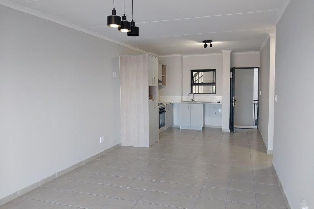 Newly built 1st floor apartment to rent in Langeberg Heights. - Photo 5