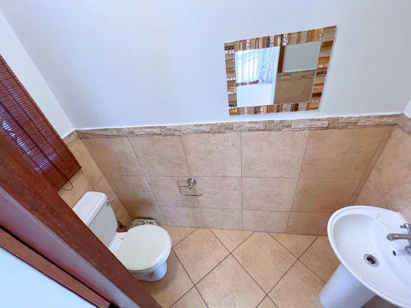 Three Bedroom townhouse in Montana - Photo 10
