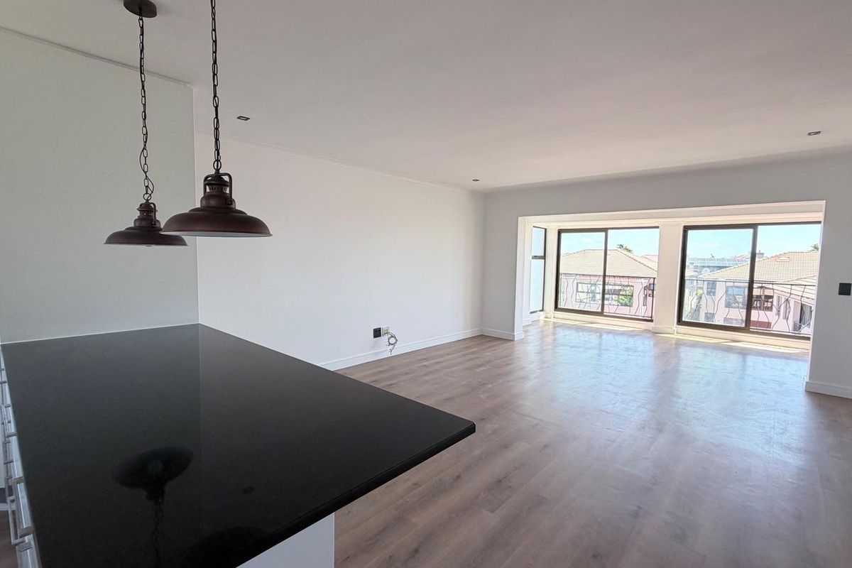 Modern Three-Bedroom Triplex in Island View, La Paloma – With Table Mountain Views - Photo 5