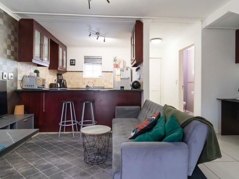 Bargain Buy: Investor alert, Brilliant Buy, Brilliant Price. - Photo 9