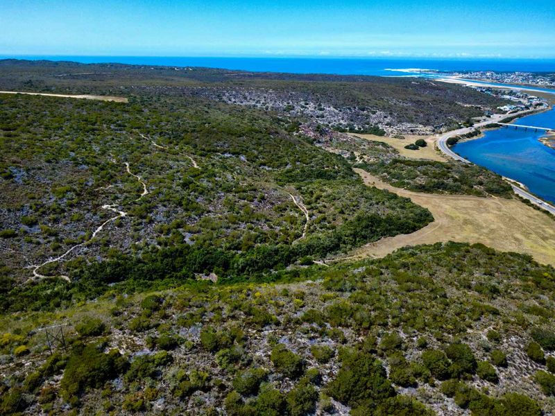Exceptional investment opportunity in Stilbaai-Oos. - Photo 4