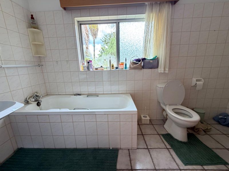 3 bedroom townhouse in Prime Location - Photo 10