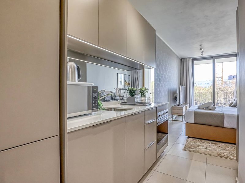 MAGNIFICENT FULLY FURNISHED STUDIO APARTMENT AT ONE ROSEBANK - Photo 4