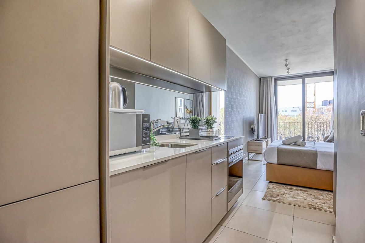 MAGNIFICENT FULLY FURNISHED STUDIO APARTMENT AT ONE ROSEBANK - Photo 4