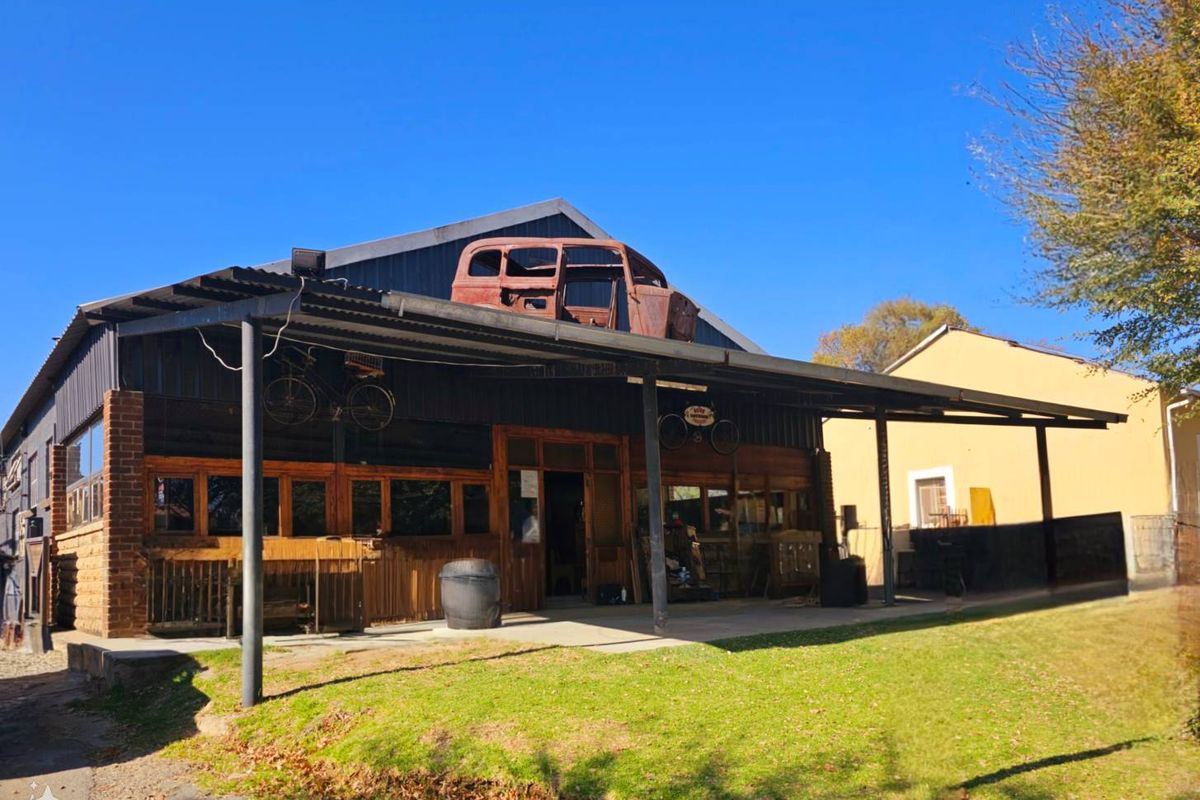 Expansive Ladybrand Property With Multiple Opportunities - Photo 2