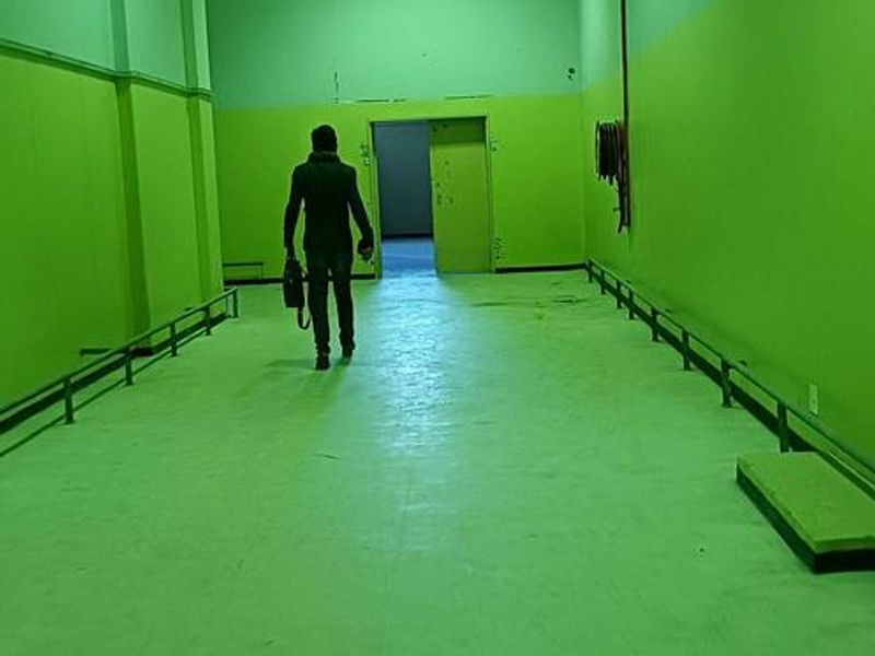 Retail Space to let Prime location in Busy Shopping Mall - Photo 5