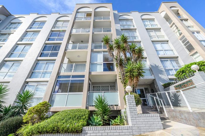 Property #2513879, Apartment For Sale in Humewood