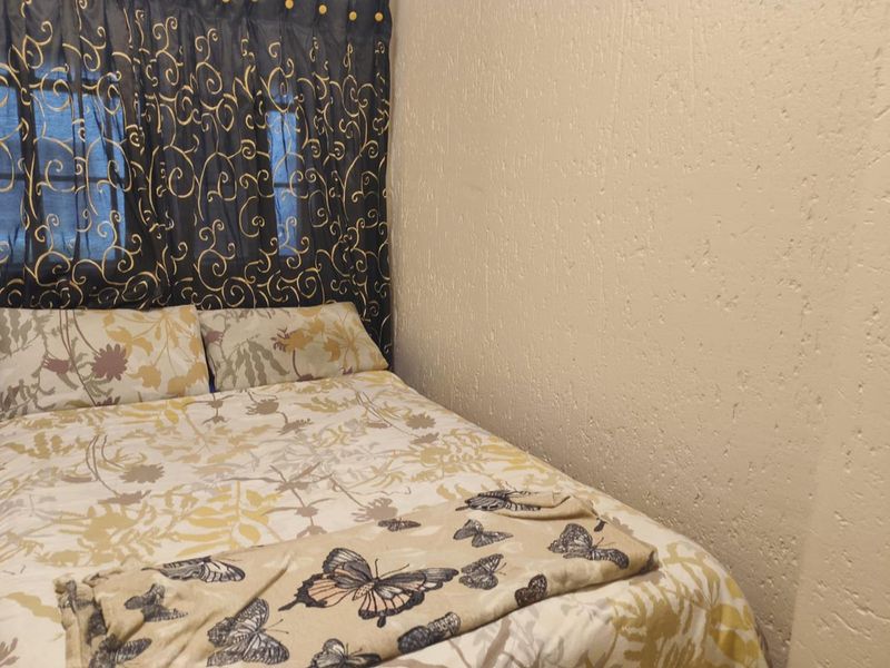 2 bedroom ground floor unit, walking distance from Eastrand Mall - investors+first time buyers! ideal property! - Photo 8