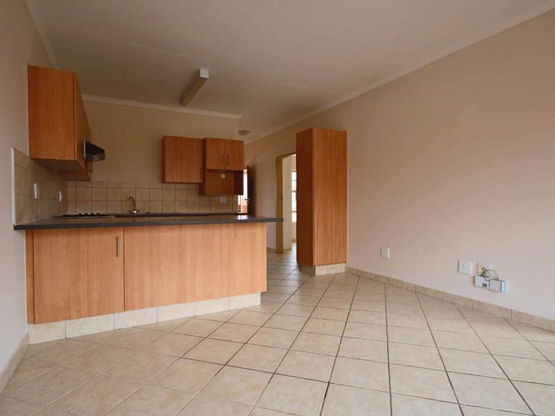 2 Bedroom Ground Floor Apartment. - Photo 2