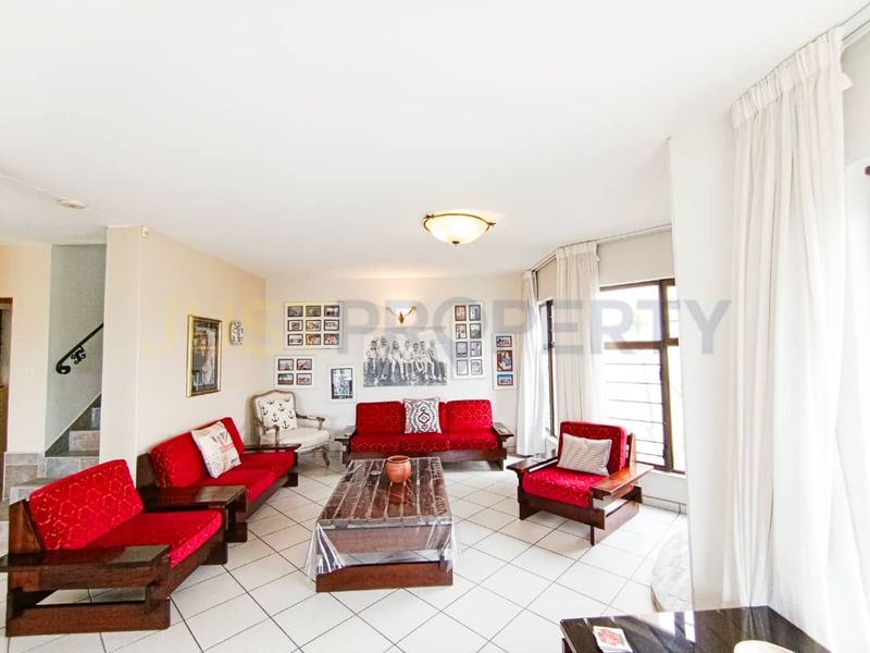 Central Apartment for Sale - Photo 4