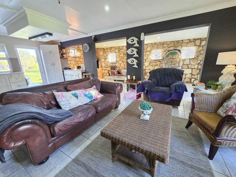 Perfect countryside escape near Stilbaai. - Photo 7