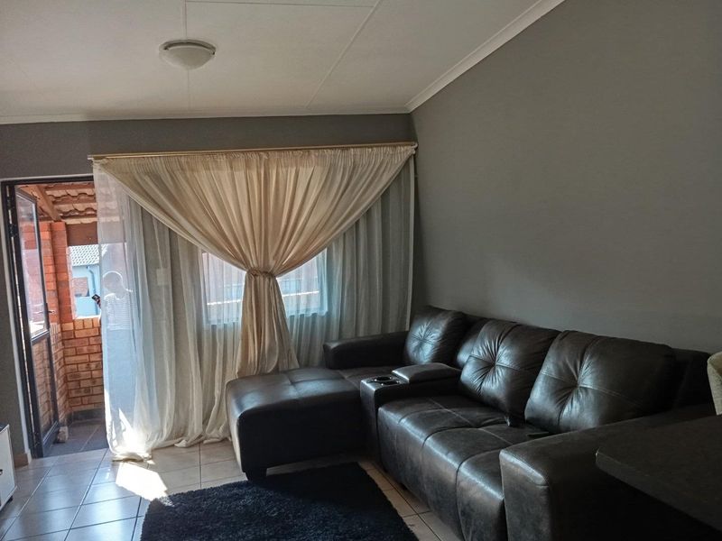 Lovely 2 Bedroom Apartment for sale - Photo 1