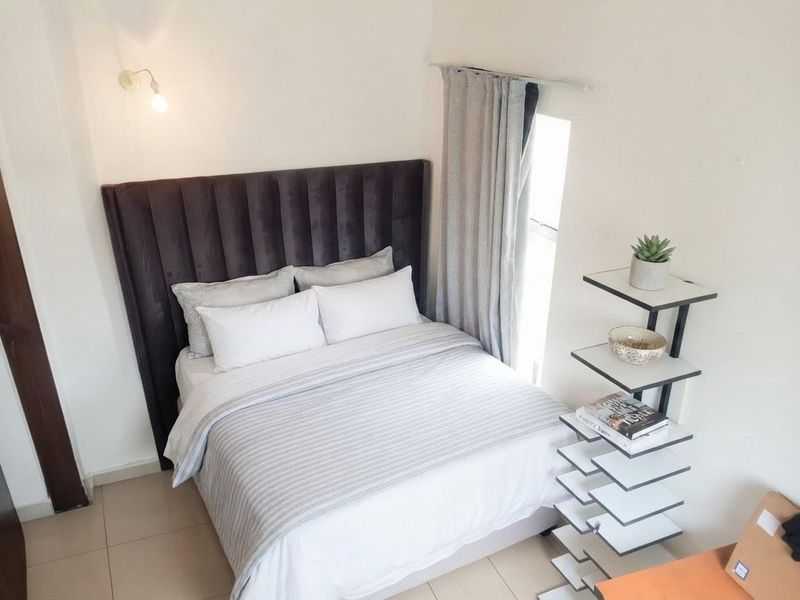 Charming Duplex with Private Garden Near Pretoria North Shops - Photo 7