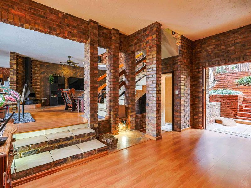 Stunning Off-Grid Oasis - Photo 9