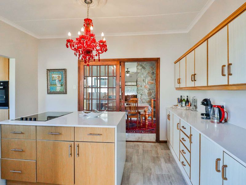 Beautifully Renovated 3-Bed Home with Flatlet in Heart of Hartenbos - Photo 9