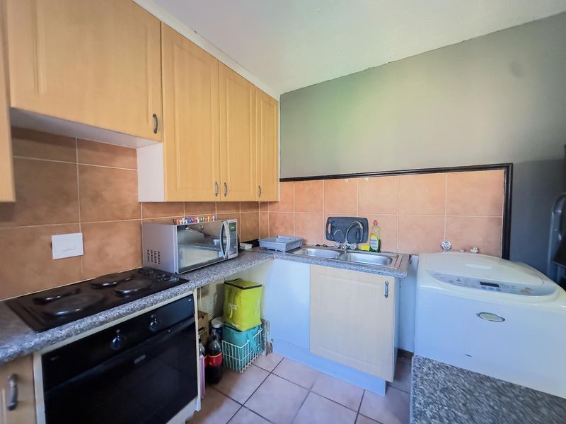 2 Bedroom Townhouse With A Private Garden - Photo 7