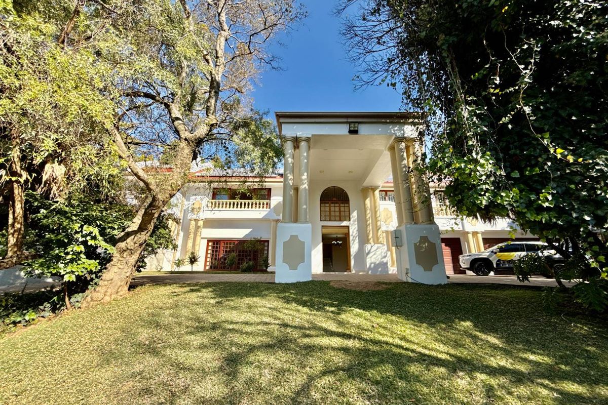 Legacy Residence in SafeWaterkloof | Prestige. Presence. Perfection. - Photo 3