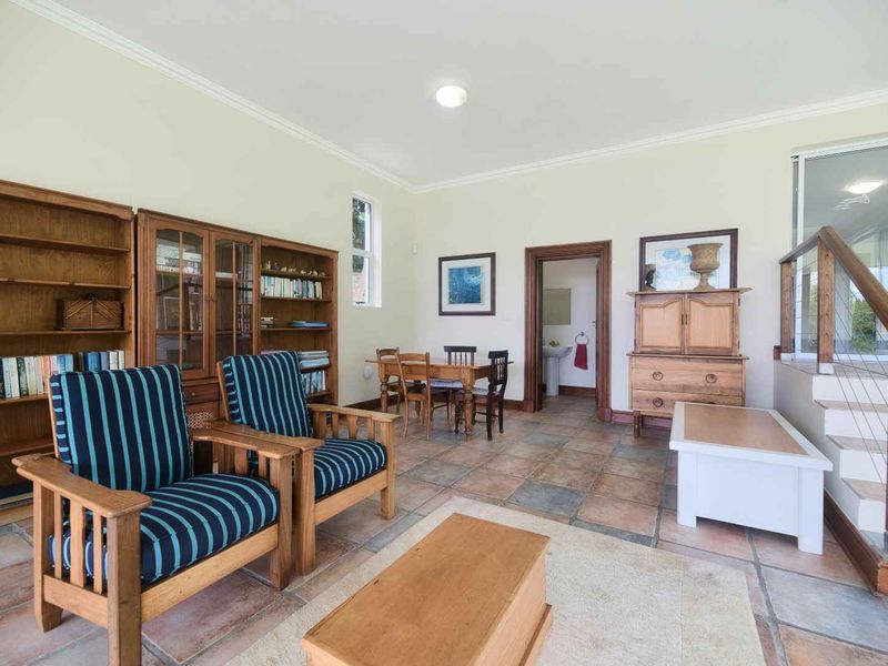 AN EXTRAORDINARY HOME - Photo 10