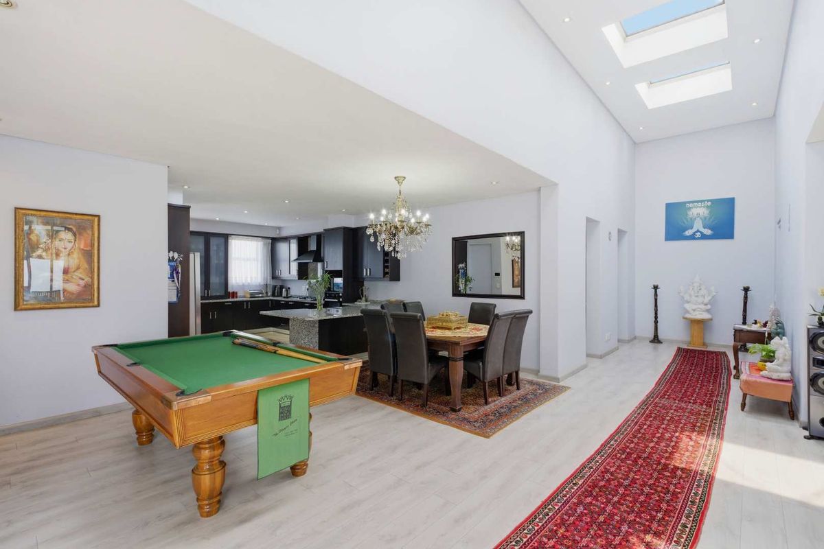 Secure Your Sanctuary: Exclusive Bryanston Home for Sale! - Photo 3