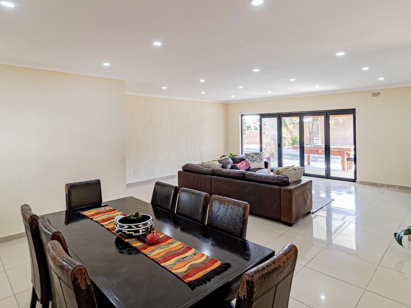 4 Bedroom Standalone House on a 2005 sqrm land in Bryanston West – Ideal for Developers for Investment - Photo 10