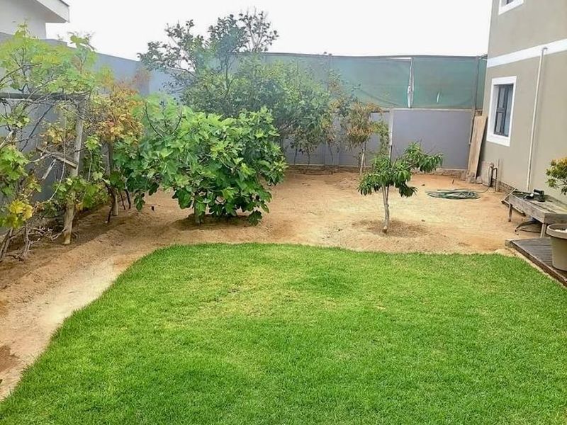 “Modern Double-Story Coastal Home with Flat – Henties Bay Ext. 11” - Photo 6