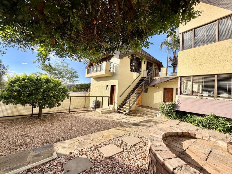 4 Bedroom House TO LET in Ludwigsdorf - Photo 4