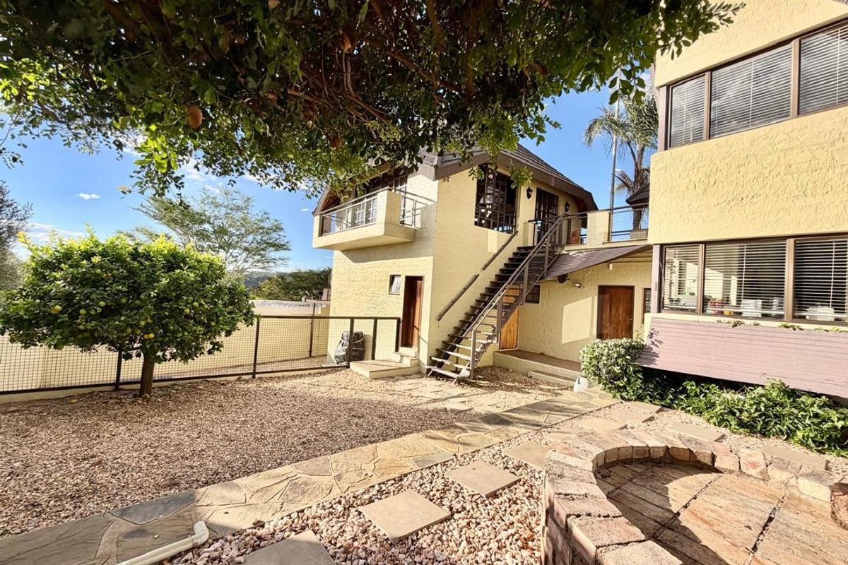 4 Bedroom House TO LET in Ludwigsdorf - Photo 4