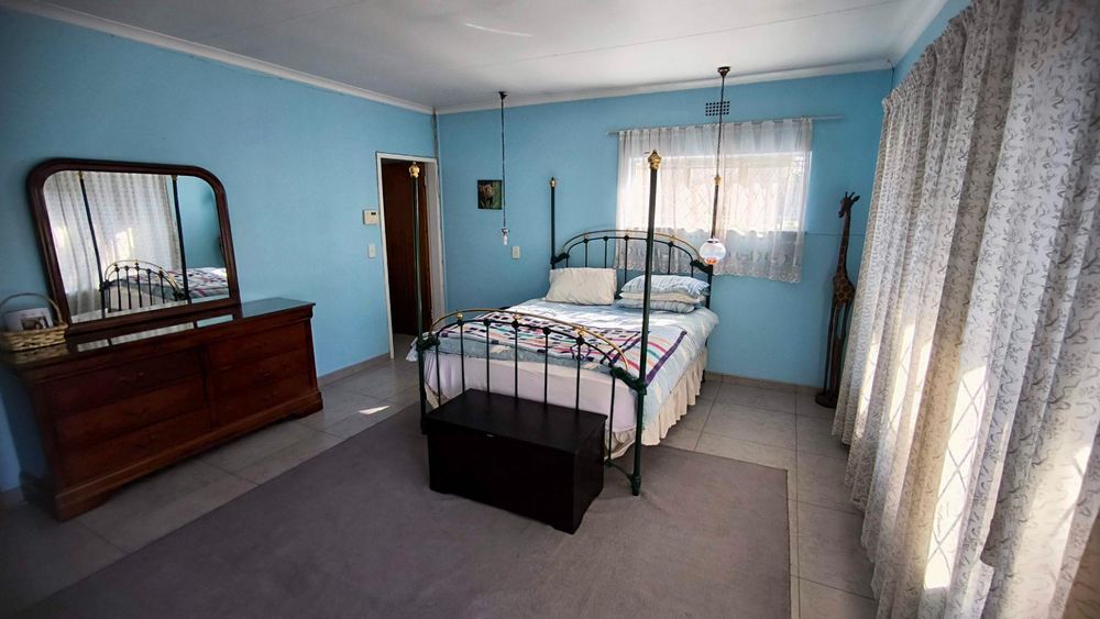 bed 4 (main)