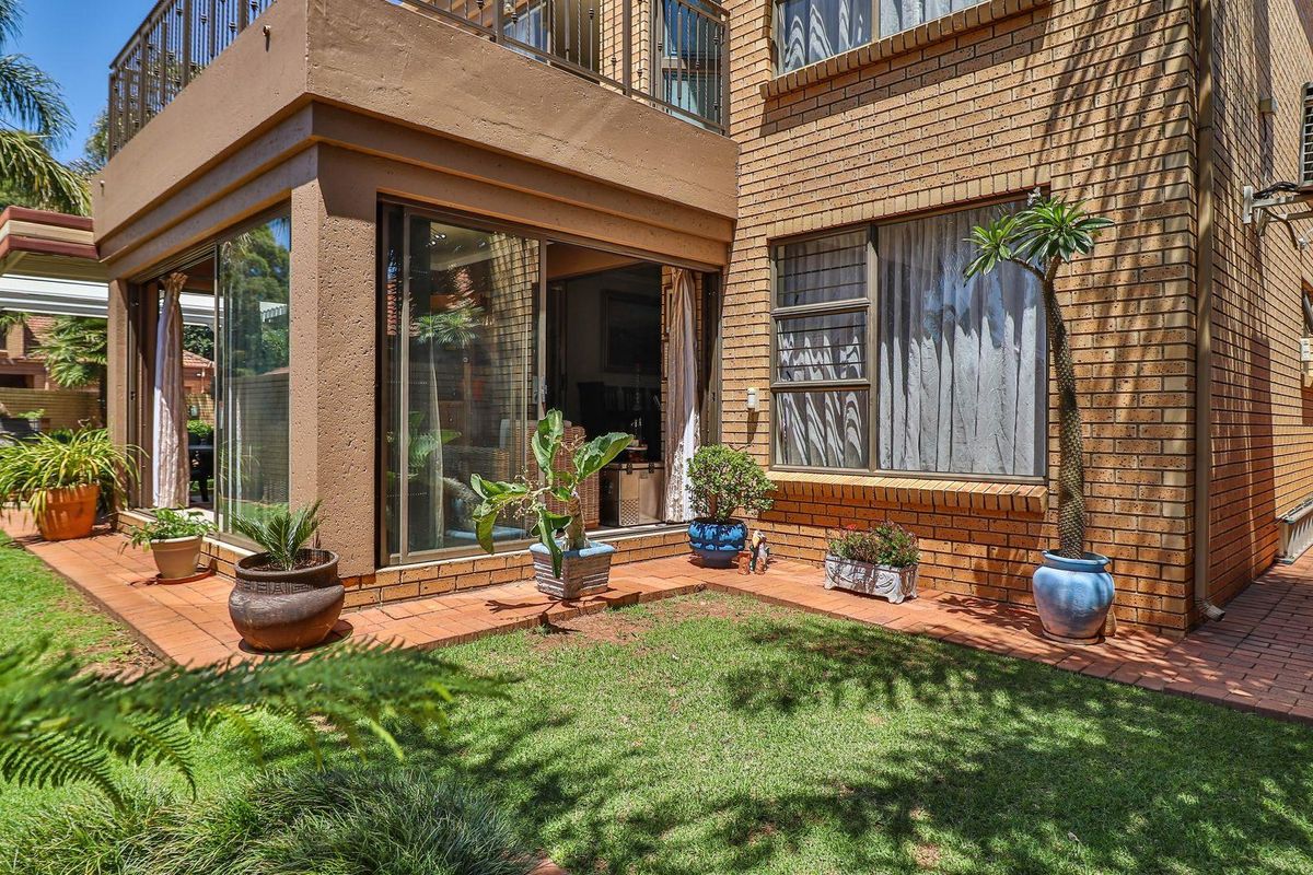 Low Maintenance Cluster. - Photo 5